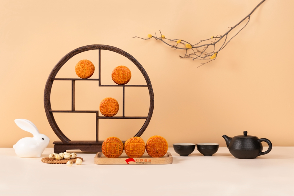 16913803715493.jpg 攝圖網(wǎng)_501387231_八月中秋節(jié)月餅(企業(yè)商用)_副本.jpg